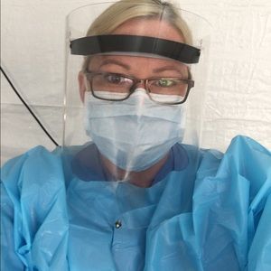 Meet your Posher, Laurie